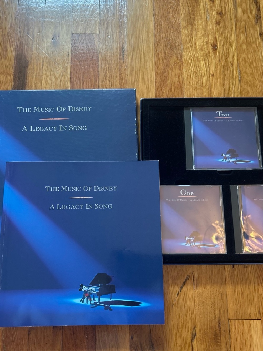 The Music of Disney: A Legacy in Song - Blue Box Set